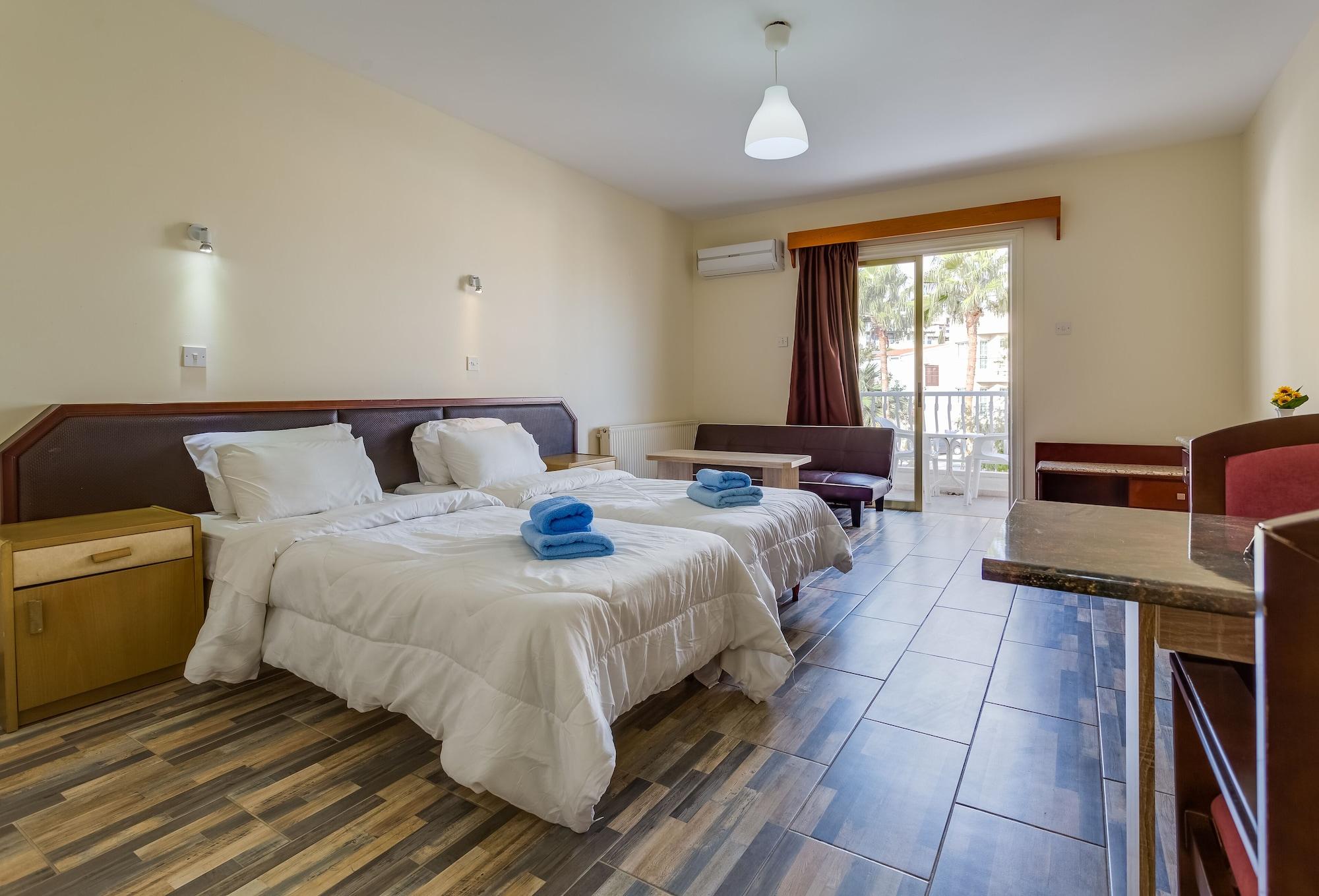 Antonis G. Hotel Apartments โวโรคลินิ ภายนอก รูปภาพ